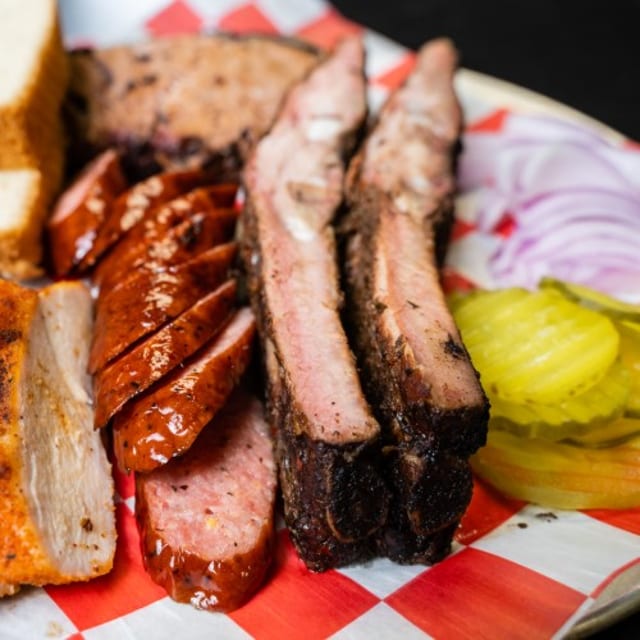 1 MEAT PLATE.